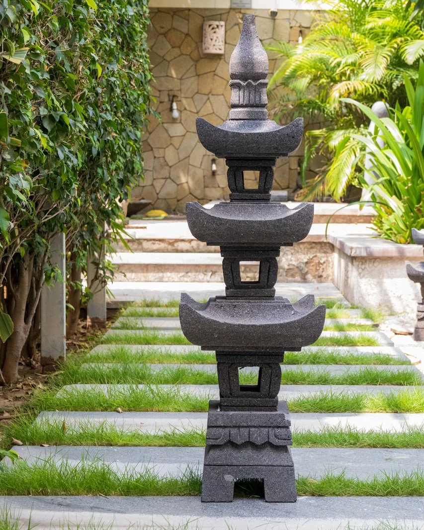 Minimal Multi-Tiered Stone Tower Lamp